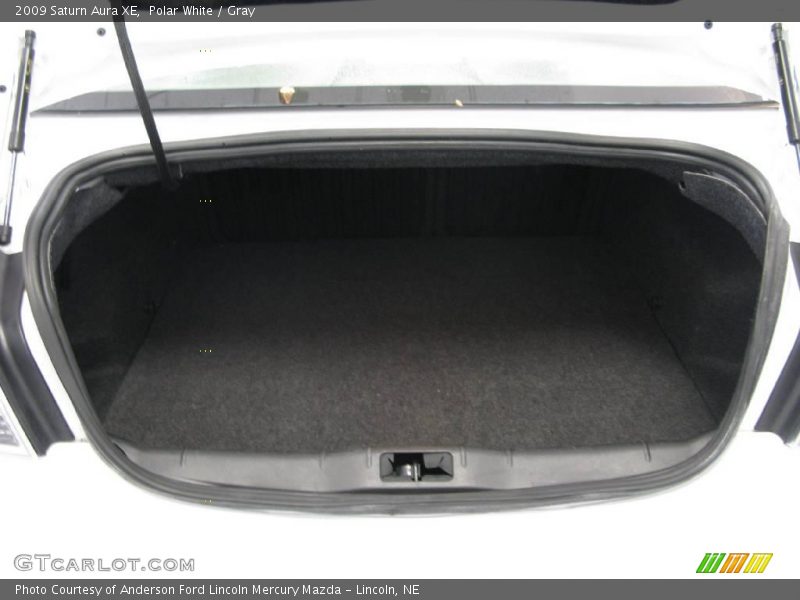 Polar White / Gray 2009 Saturn Aura XE