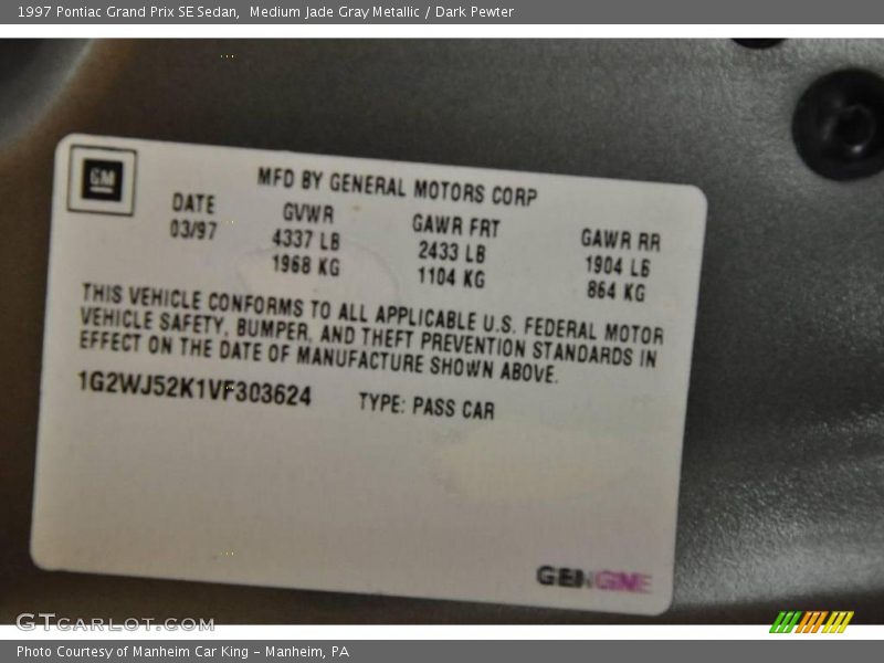 Medium Jade Gray Metallic / Dark Pewter 1997 Pontiac Grand Prix SE Sedan