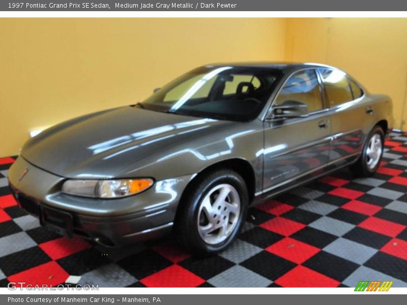 Medium Jade Gray Metallic / Dark Pewter 1997 Pontiac Grand Prix SE Sedan