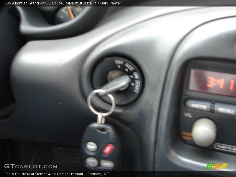 Silvermist Metallic / Dark Pewter 1999 Pontiac Grand Am SE Coupe