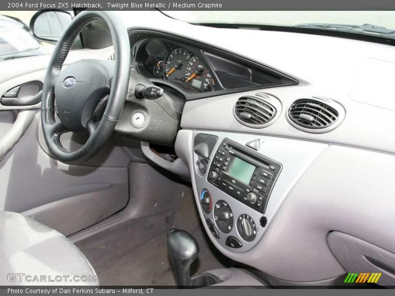 Twilight Blue Metallic / Medium Graphite 2004 Ford Focus ZX5 Hatchback