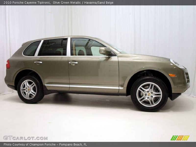 Olive Green Metallic / Havanna/Sand Beige 2010 Porsche Cayenne Tiptronic