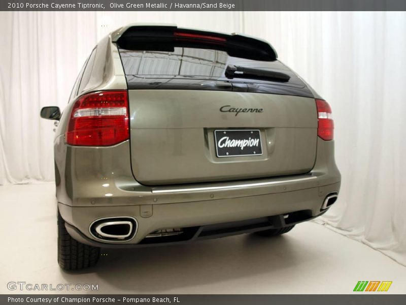 Olive Green Metallic / Havanna/Sand Beige 2010 Porsche Cayenne Tiptronic