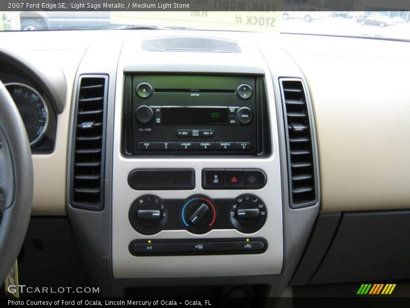 Light Sage Metallic / Medium Light Stone 2007 Ford Edge SE