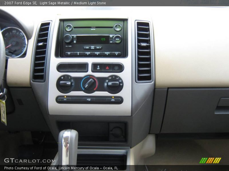 Light Sage Metallic / Medium Light Stone 2007 Ford Edge SE