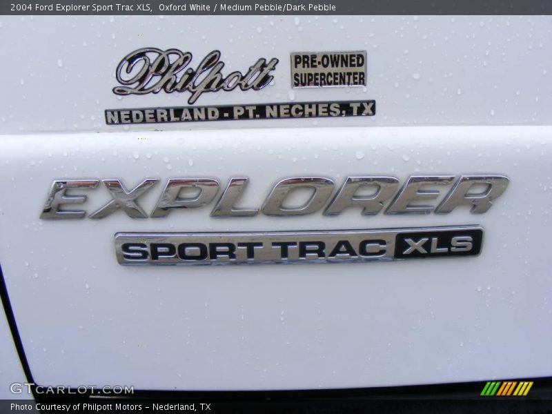 Oxford White / Medium Pebble/Dark Pebble 2004 Ford Explorer Sport Trac XLS