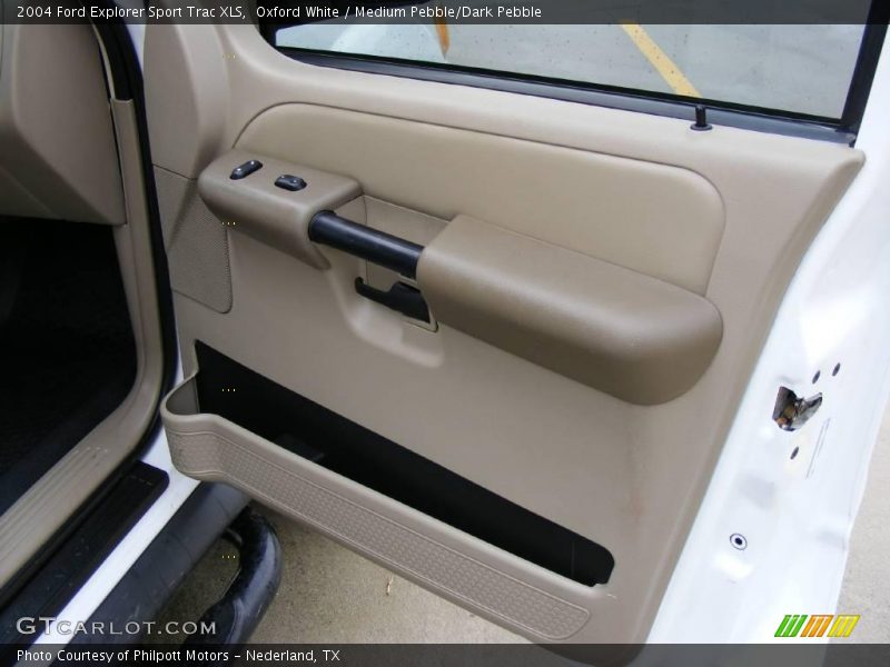 Oxford White / Medium Pebble/Dark Pebble 2004 Ford Explorer Sport Trac XLS