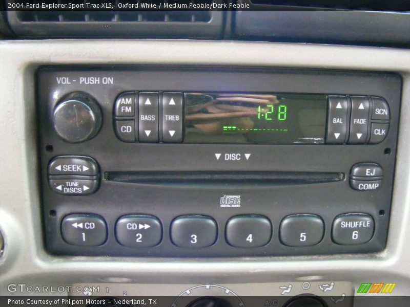 Oxford White / Medium Pebble/Dark Pebble 2004 Ford Explorer Sport Trac XLS