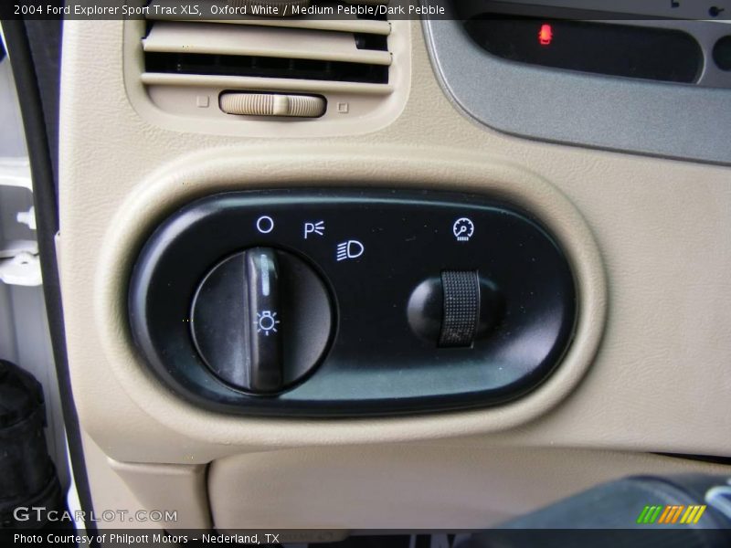 Oxford White / Medium Pebble/Dark Pebble 2004 Ford Explorer Sport Trac XLS