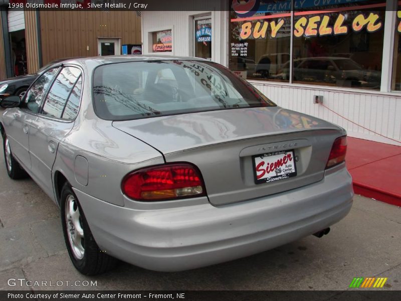 Silver Metallic / Gray 1998 Oldsmobile Intrigue