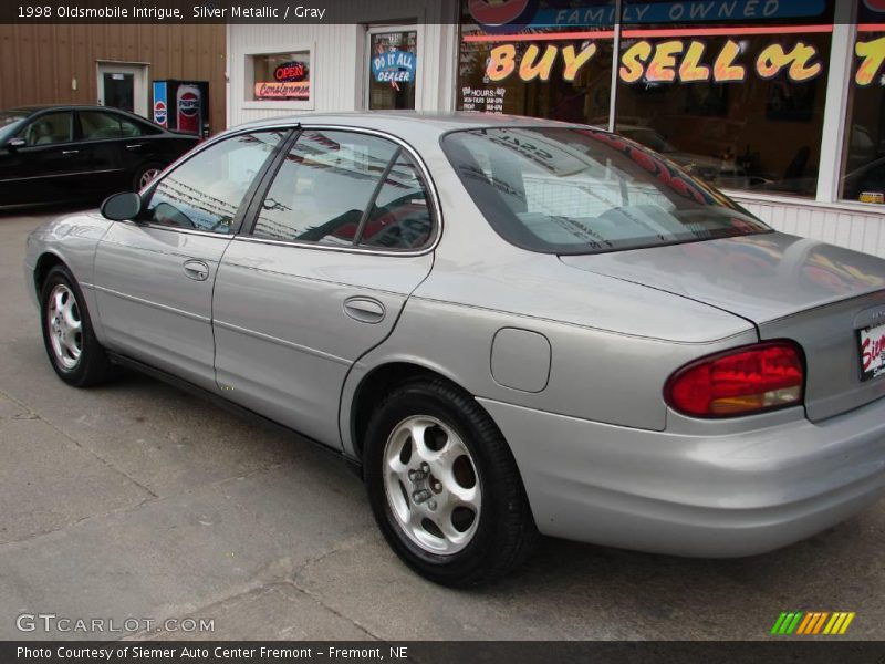 Silver Metallic / Gray 1998 Oldsmobile Intrigue