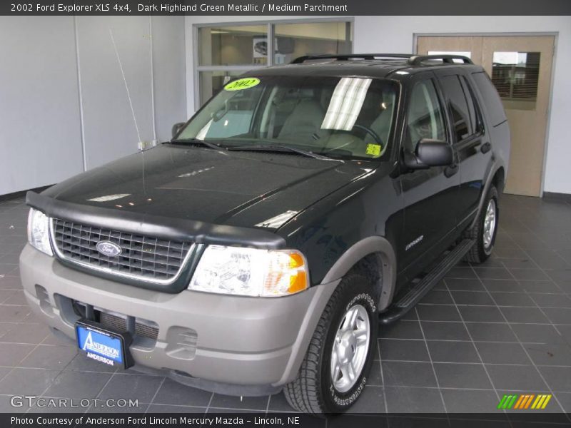 Dark Highland Green Metallic / Medium Parchment 2002 Ford Explorer XLS 4x4