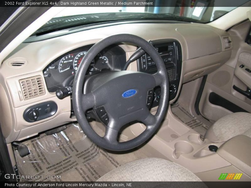 Dark Highland Green Metallic / Medium Parchment 2002 Ford Explorer XLS 4x4