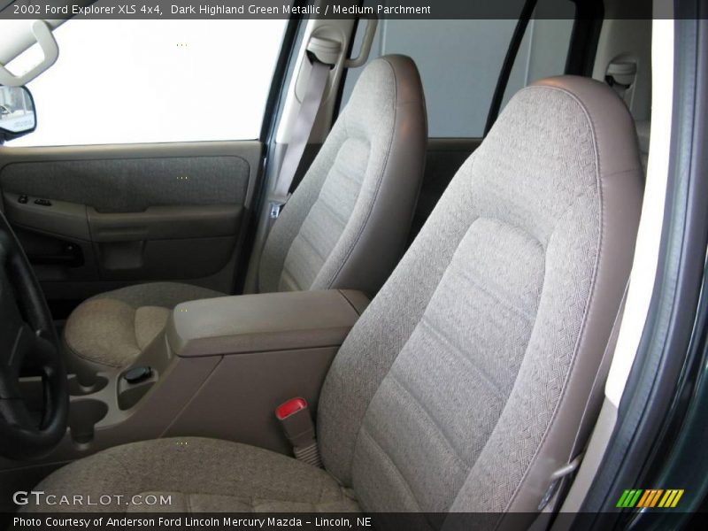 Dark Highland Green Metallic / Medium Parchment 2002 Ford Explorer XLS 4x4