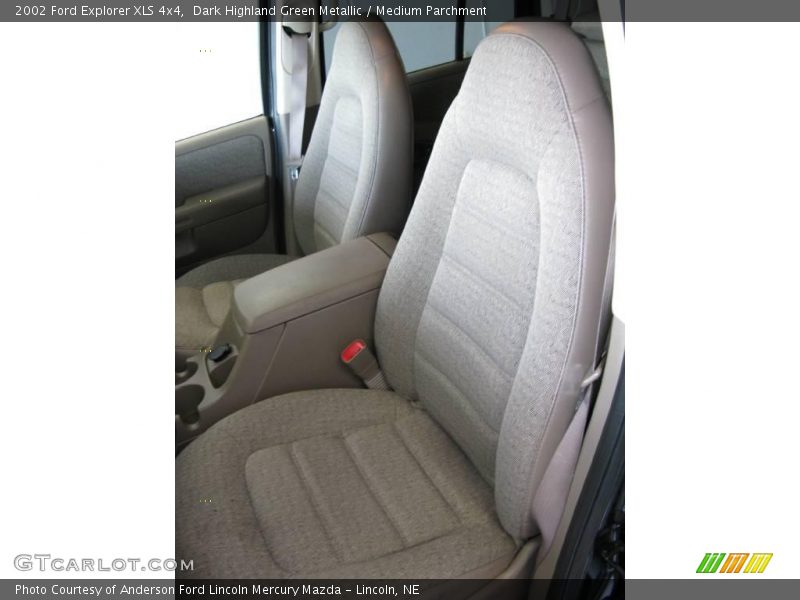 Dark Highland Green Metallic / Medium Parchment 2002 Ford Explorer XLS 4x4