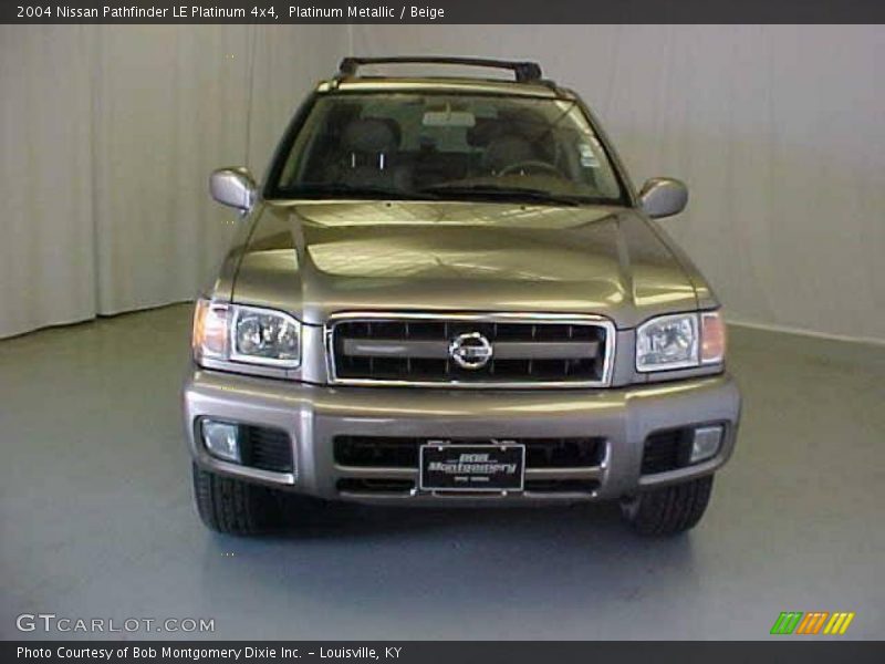 Platinum Metallic / Beige 2004 Nissan Pathfinder LE Platinum 4x4