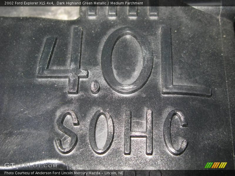 Dark Highland Green Metallic / Medium Parchment 2002 Ford Explorer XLS 4x4