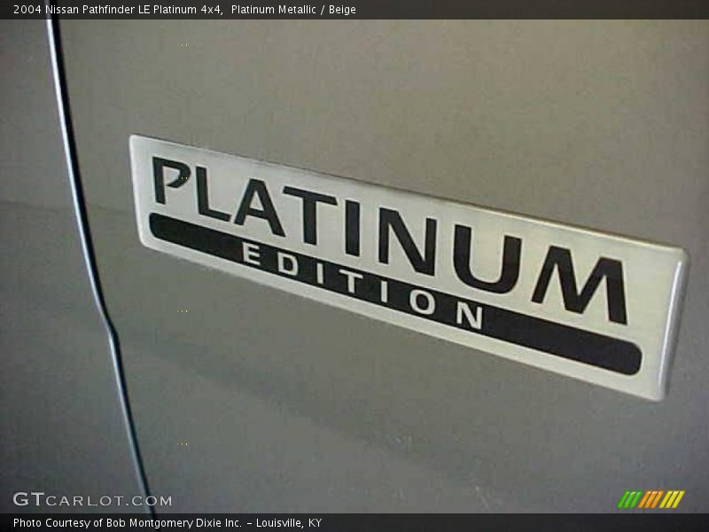 Platinum Metallic / Beige 2004 Nissan Pathfinder LE Platinum 4x4