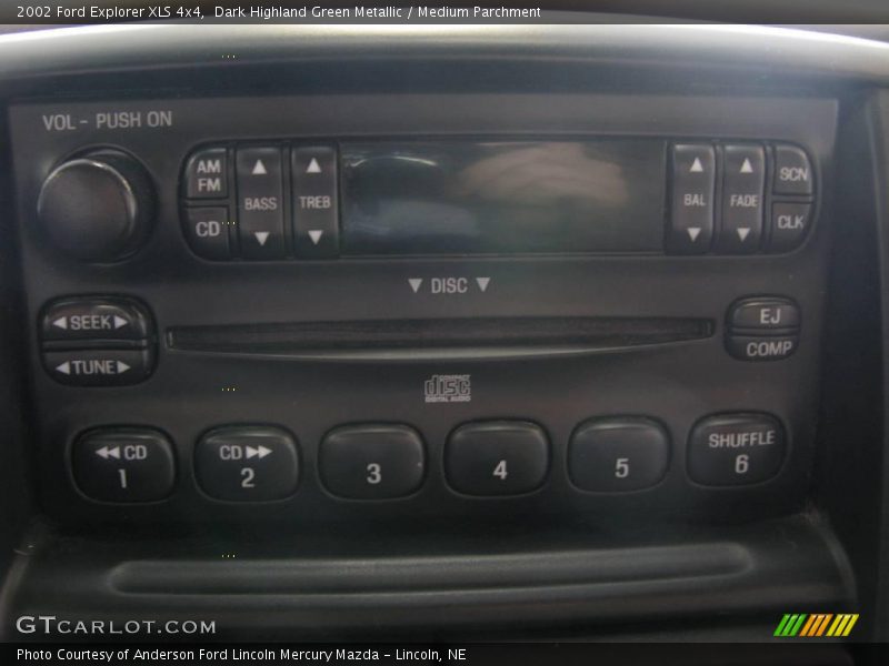 Dark Highland Green Metallic / Medium Parchment 2002 Ford Explorer XLS 4x4