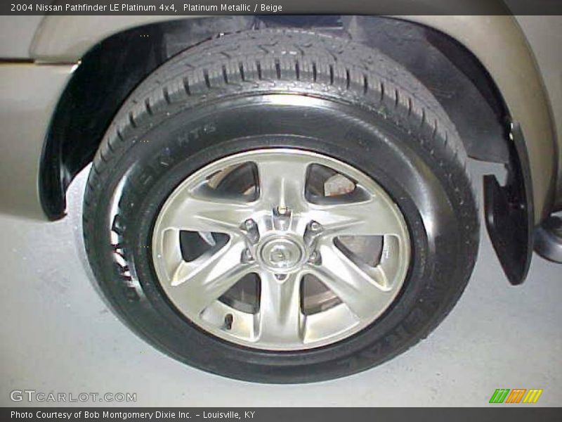 Platinum Metallic / Beige 2004 Nissan Pathfinder LE Platinum 4x4