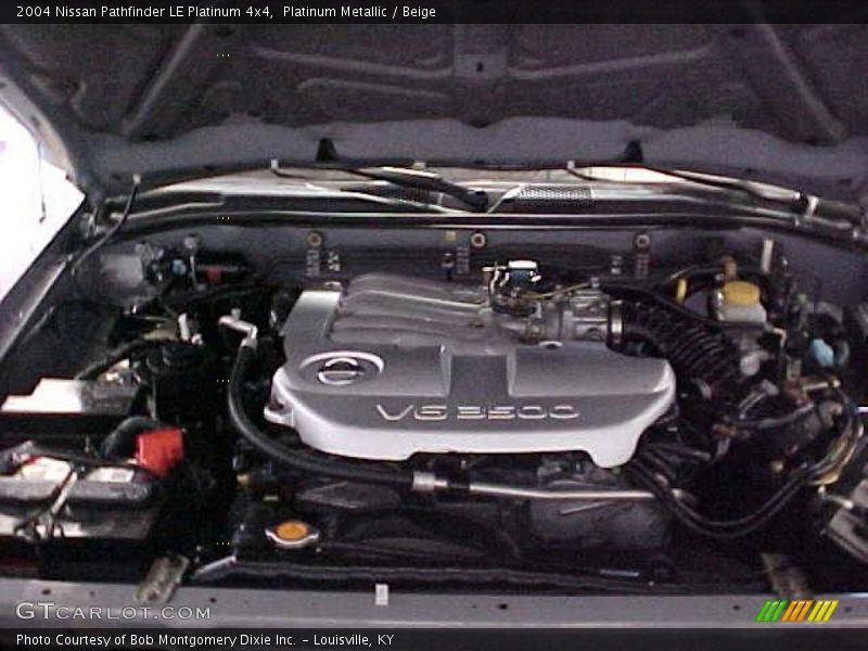 Platinum Metallic / Beige 2004 Nissan Pathfinder LE Platinum 4x4