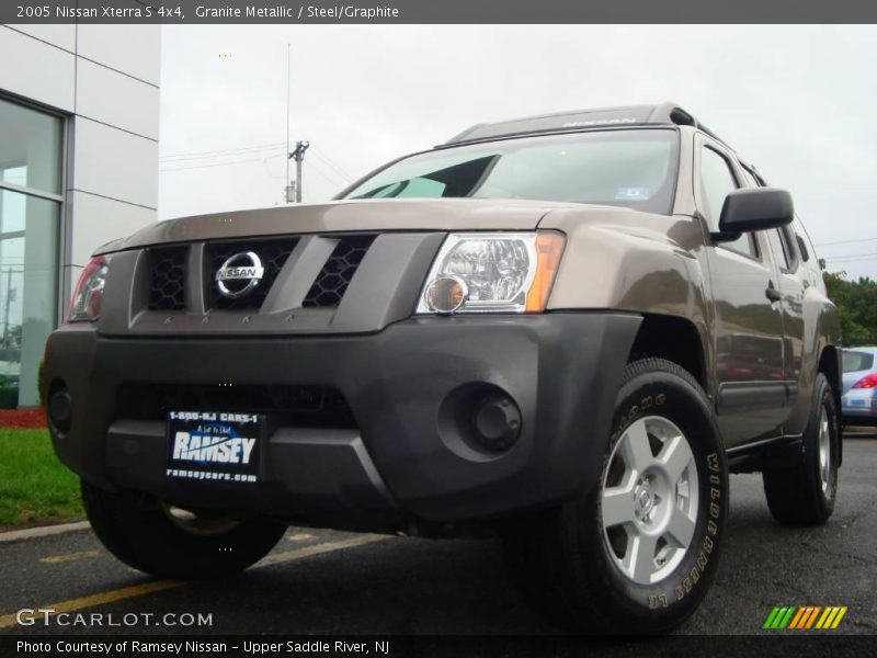 Granite Metallic / Steel/Graphite 2005 Nissan Xterra S 4x4
