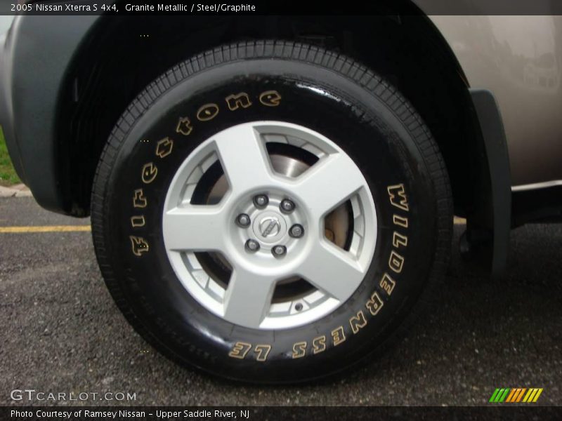 Granite Metallic / Steel/Graphite 2005 Nissan Xterra S 4x4