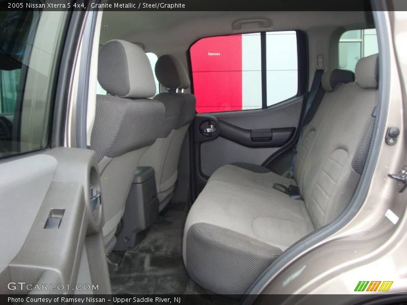Granite Metallic / Steel/Graphite 2005 Nissan Xterra S 4x4