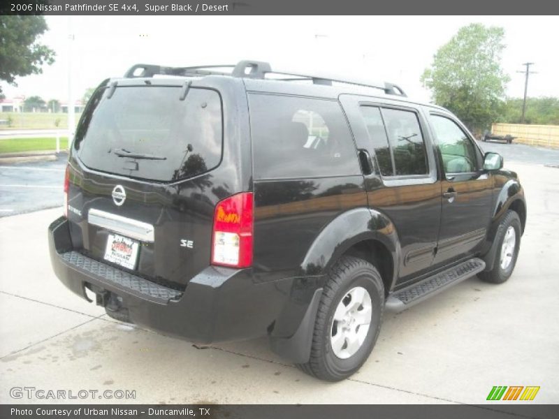 Super Black / Desert 2006 Nissan Pathfinder SE 4x4