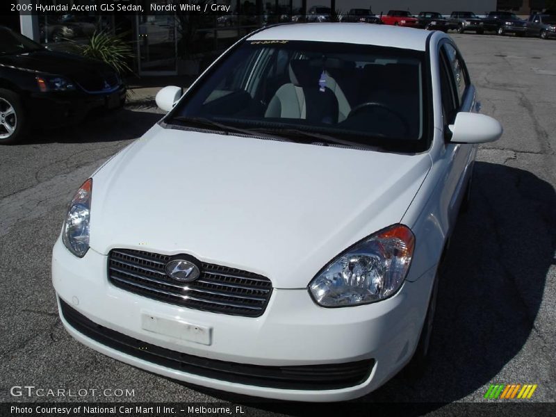 Nordic White / Gray 2006 Hyundai Accent GLS Sedan