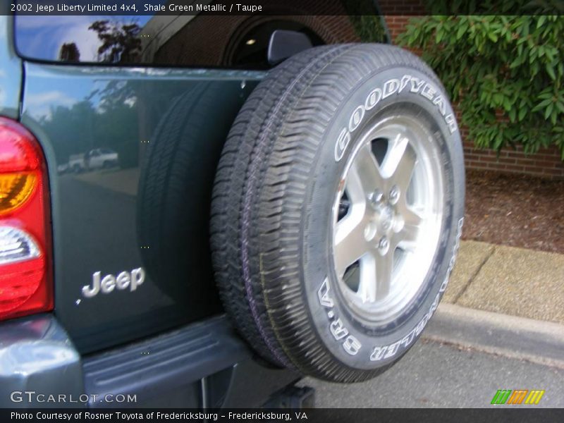 Shale Green Metallic / Taupe 2002 Jeep Liberty Limited 4x4