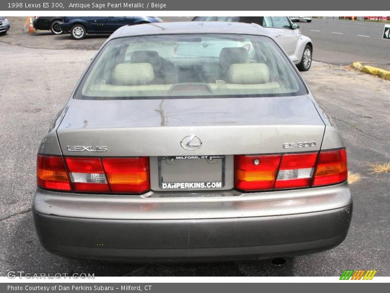 Antique Sage Pearl Metallic / Beige 1998 Lexus ES 300