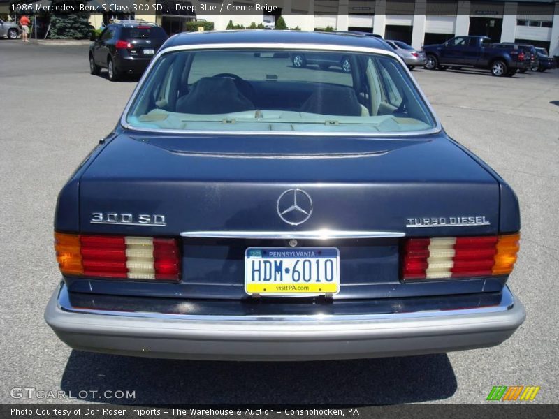 Deep Blue / Creme Beige 1986 Mercedes-Benz S Class 300 SDL