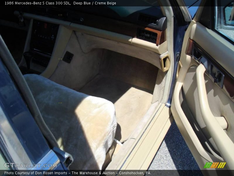 Deep Blue / Creme Beige 1986 Mercedes-Benz S Class 300 SDL