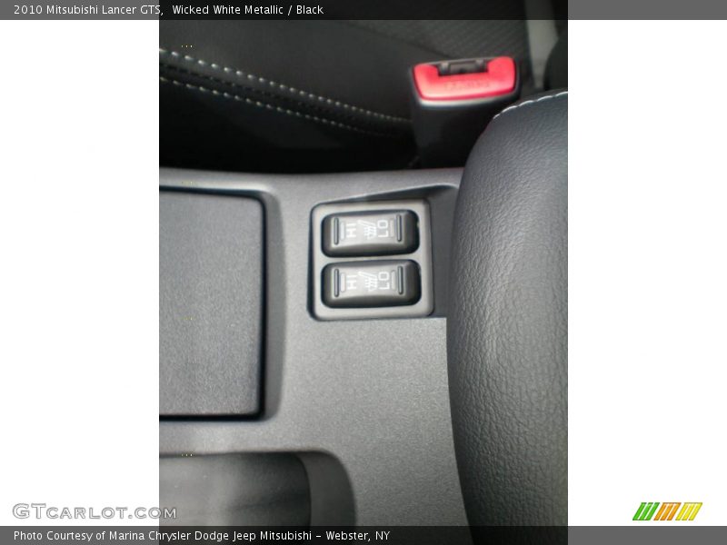 Wicked White Metallic / Black 2010 Mitsubishi Lancer GTS