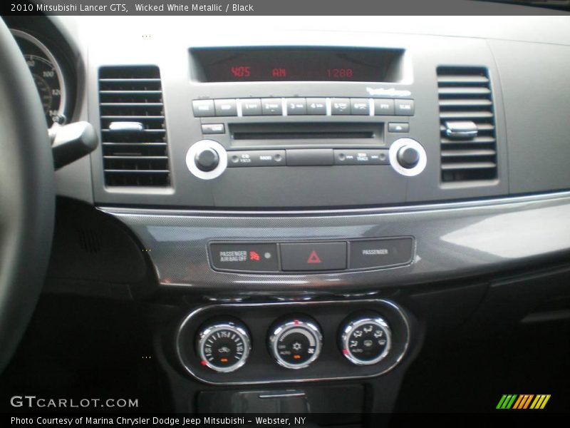 Wicked White Metallic / Black 2010 Mitsubishi Lancer GTS