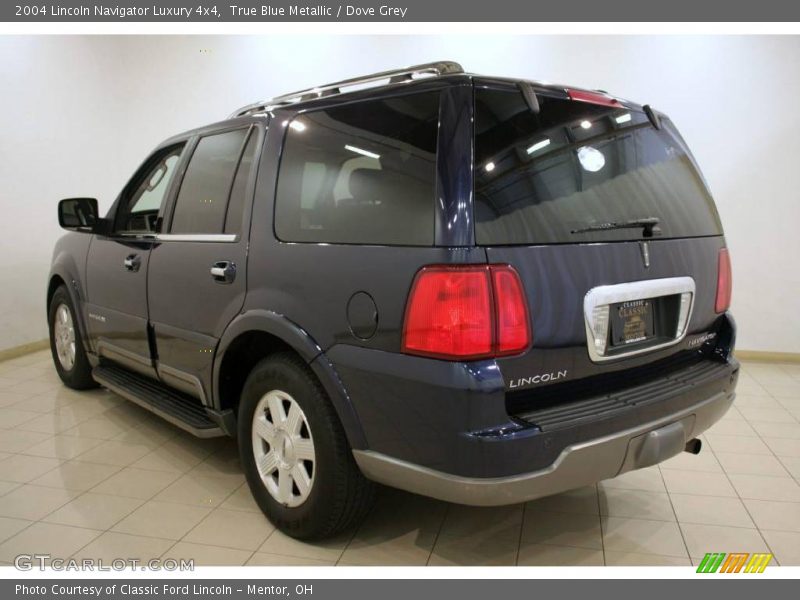 True Blue Metallic / Dove Grey 2004 Lincoln Navigator Luxury 4x4