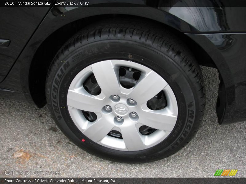 Ebony Black / Gray 2010 Hyundai Sonata GLS