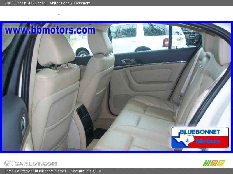 White Suede / Cashmere 2009 Lincoln MKS Sedan