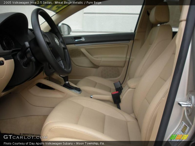 Wheat Beige Metallic / Pure Beige 2005 Volkswagen Jetta 2.5 Sedan