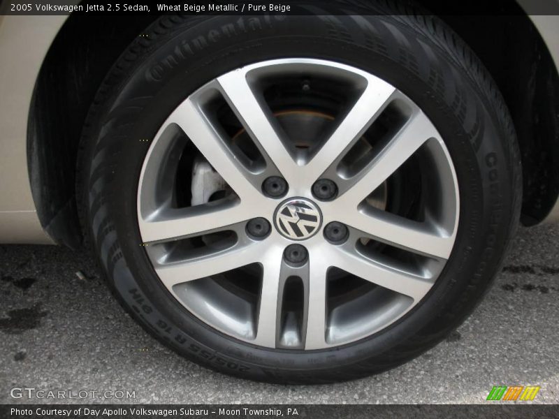 Wheat Beige Metallic / Pure Beige 2005 Volkswagen Jetta 2.5 Sedan