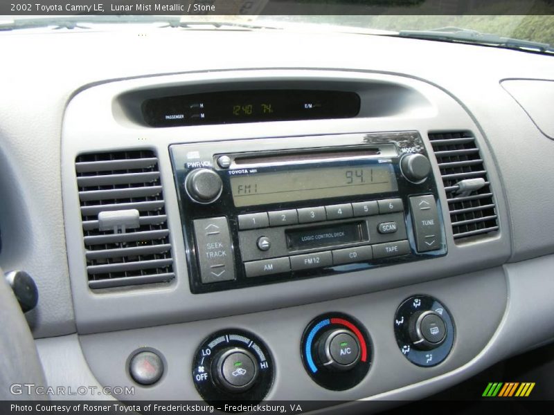 Lunar Mist Metallic / Stone 2002 Toyota Camry LE