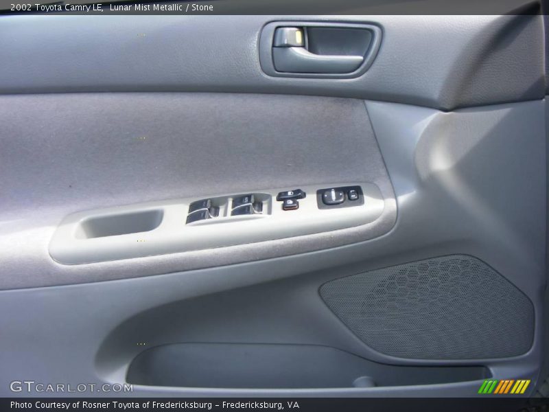 Lunar Mist Metallic / Stone 2002 Toyota Camry LE