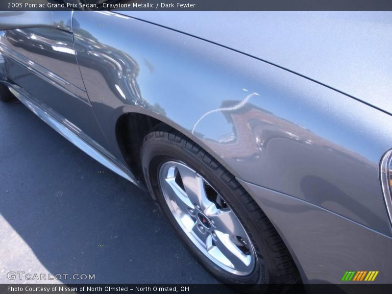 Graystone Metallic / Dark Pewter 2005 Pontiac Grand Prix Sedan