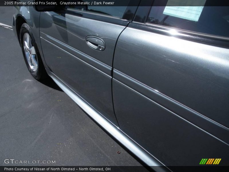 Graystone Metallic / Dark Pewter 2005 Pontiac Grand Prix Sedan
