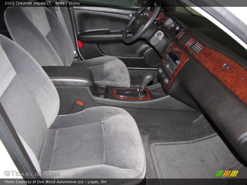 White / Ebony 2009 Chevrolet Impala LT