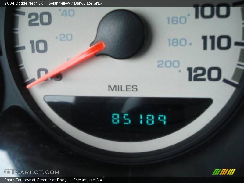 Solar Yellow / Dark Slate Gray 2004 Dodge Neon SXT