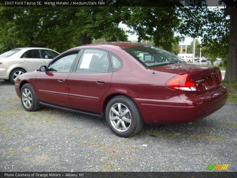 Merlot Metallic / Medium/Dark Flint 2007 Ford Taurus SE