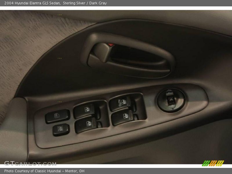 Sterling Silver / Dark Gray 2004 Hyundai Elantra GLS Sedan