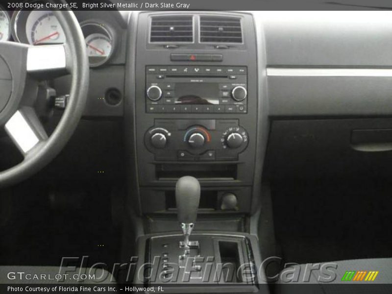 Bright Silver Metallic / Dark Slate Gray 2008 Dodge Charger SE